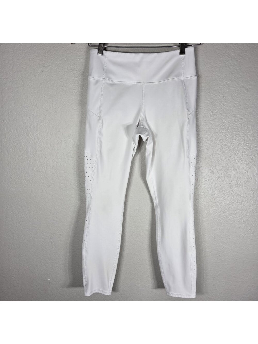 Athleta Contender Laser Cut 7/8 Leggings White Size S Zip Pockets Mesh